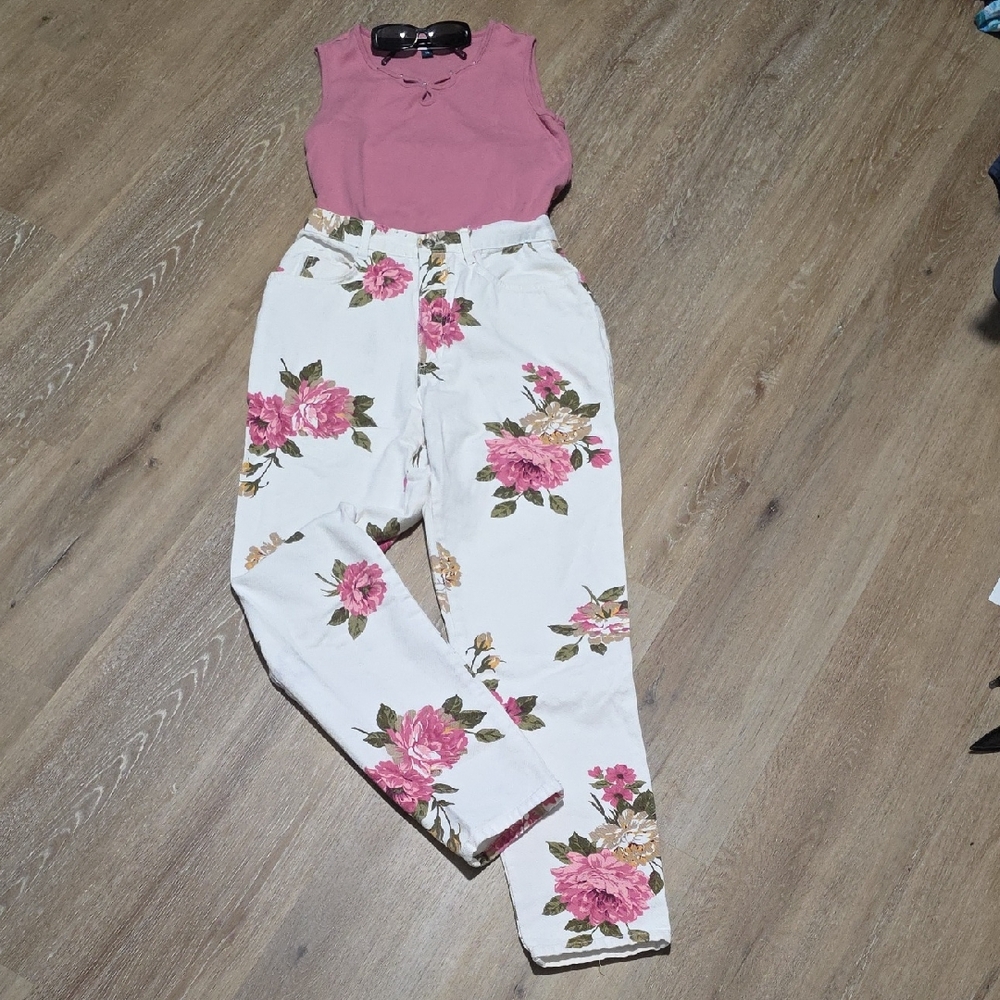 Frederick's of Hollywood Vintage Pink Floral Denim Jeans
